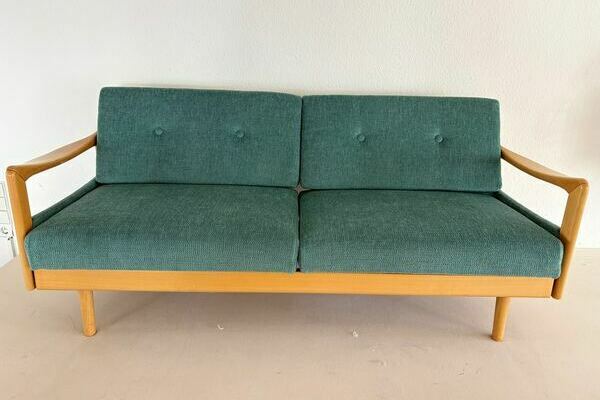 knoll-sofa-neu-bezogen-designk lassiker-midcenturymoebel-pols tern-freiburg